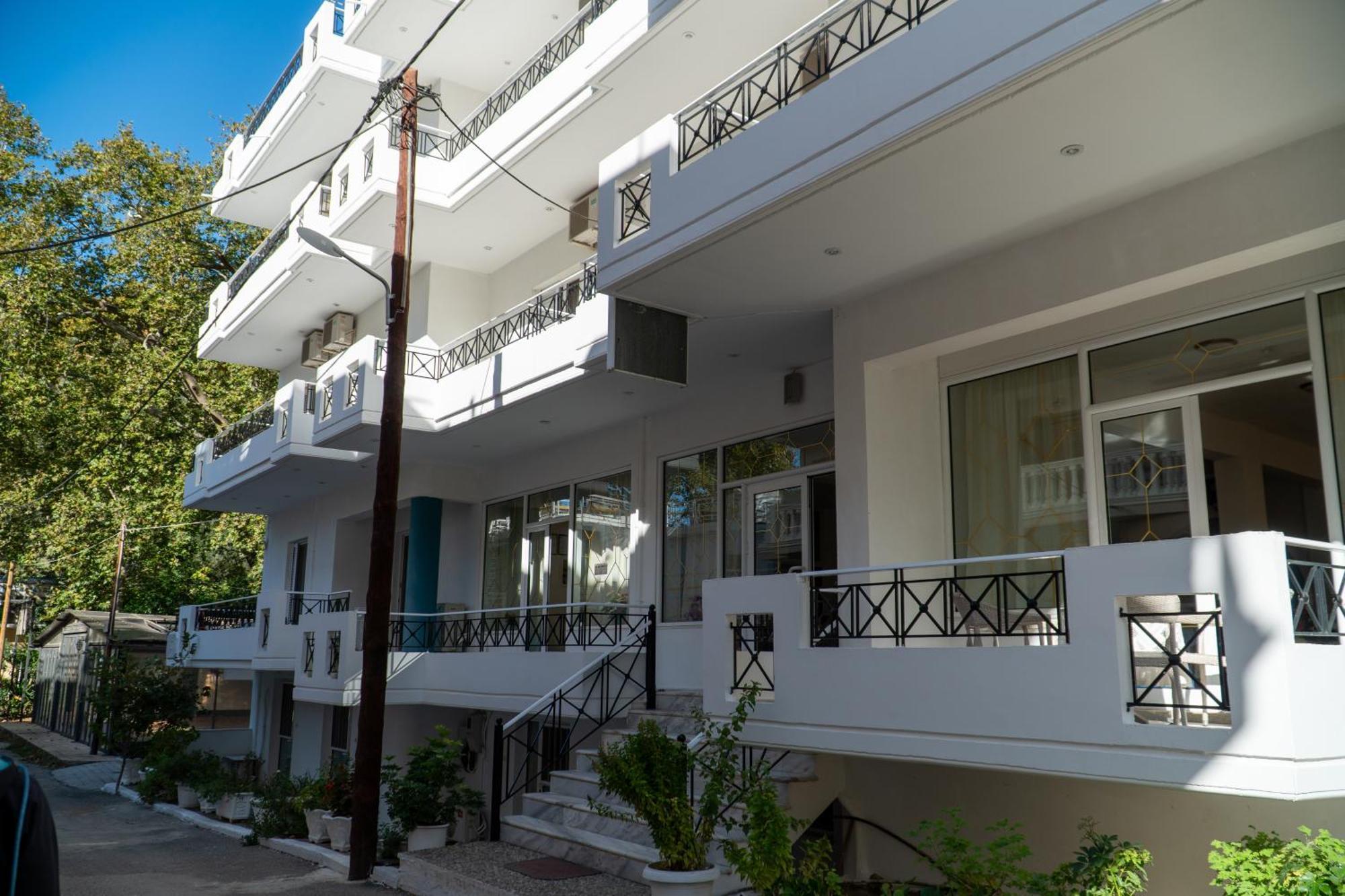 لوترا إديبسو Pagona Hotel المظهر الخارجي الصورة